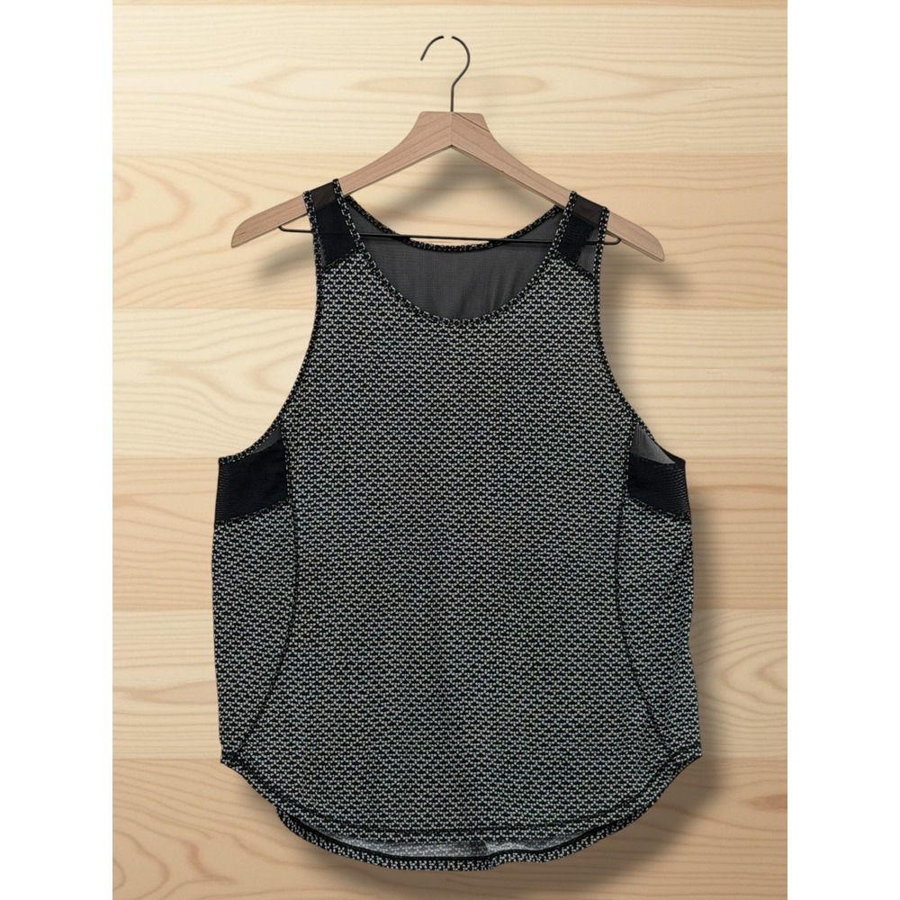 Lululemon Sculpt Tank Mesh Ventilated Racerback Geometric Print Black White 8